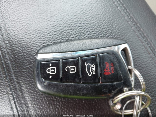 Hyundai SANTA FE Sport