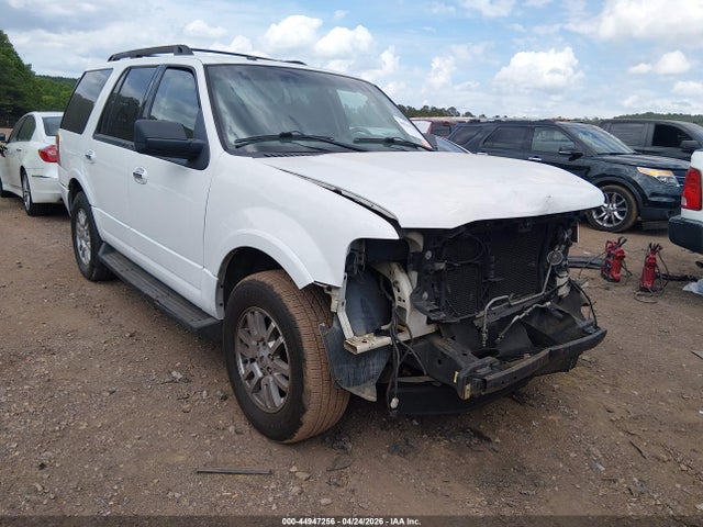 Salvage Ford Expedition Image