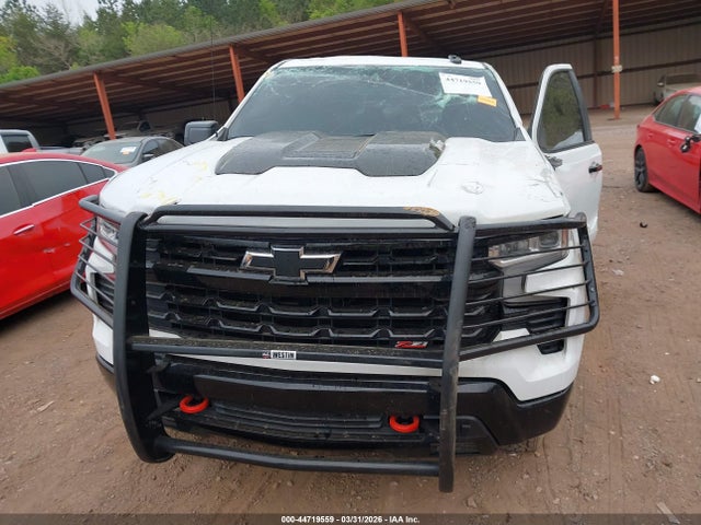 Chevrolet Silverado 1500 4wd  Short Bed Lt Trail Boss