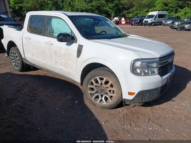 Salvage Ford Maverick Image