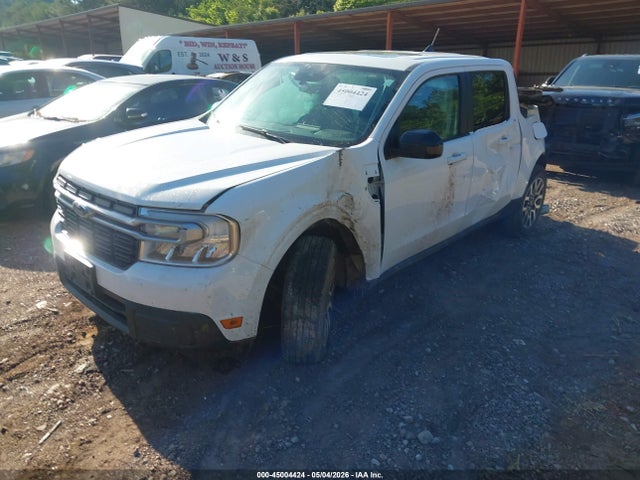Ford Maverick Lariat