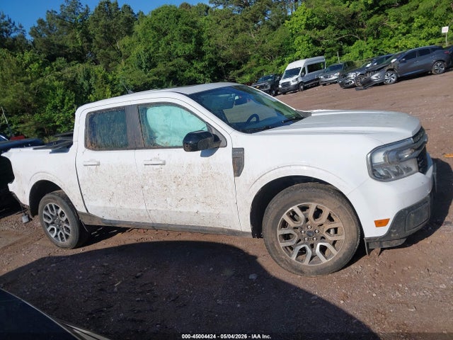 Ford Maverick Lariat