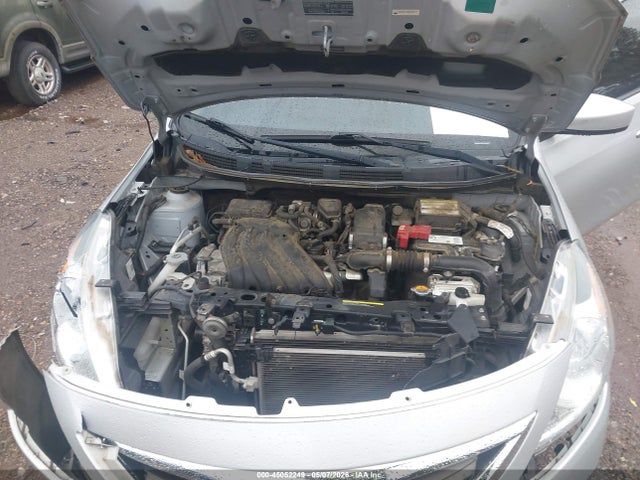 Nissan Versa 1.6 Sv