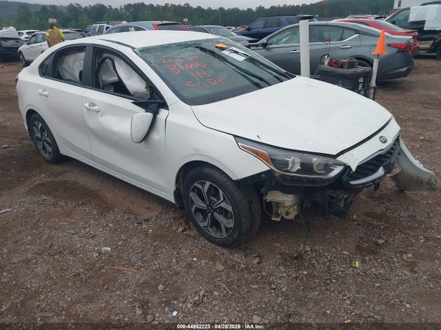 Salvage Kia Forte Image
