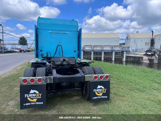 Western Star Auto Car Conventional 4900e
