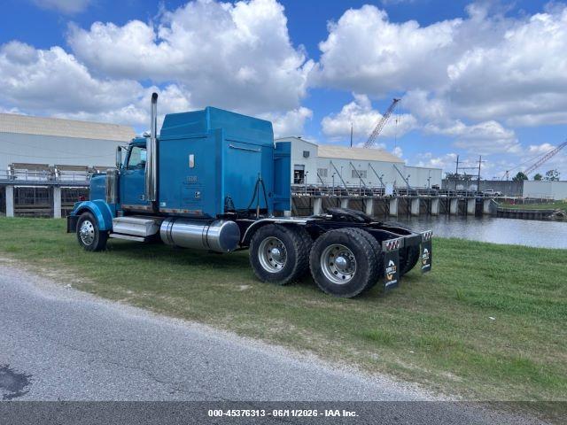 Western Star Auto Car Conventional 4900e