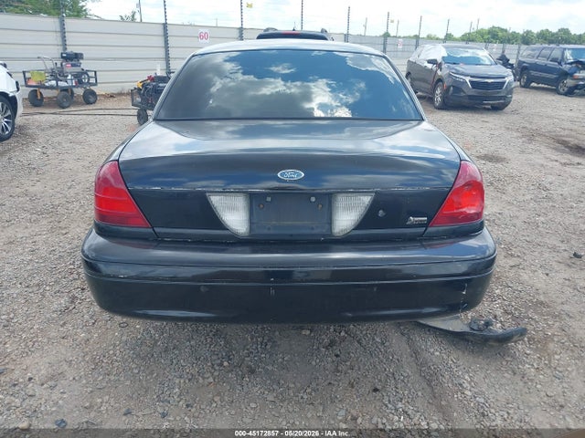 Ford Crown Victoria