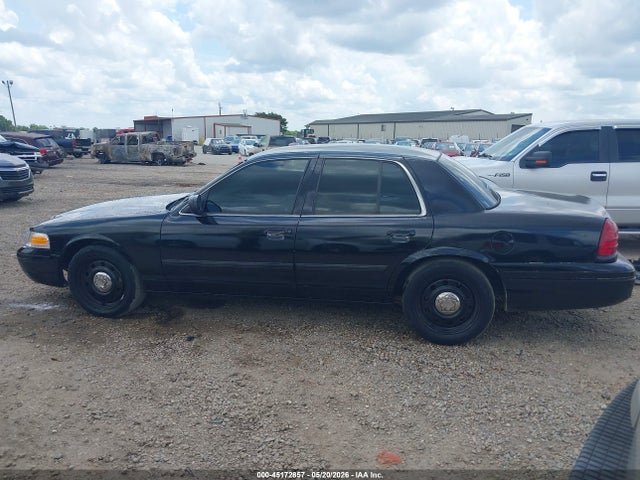 Ford Crown Victoria