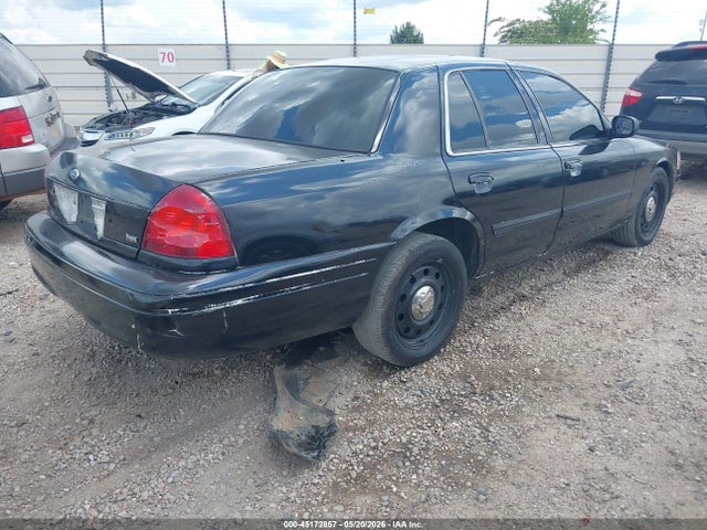 Ford Crown Victoria