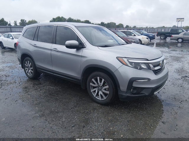 Salvage Honda Pilot Image