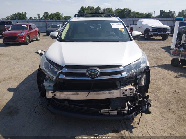 Toyota Highlander Limited Platinum