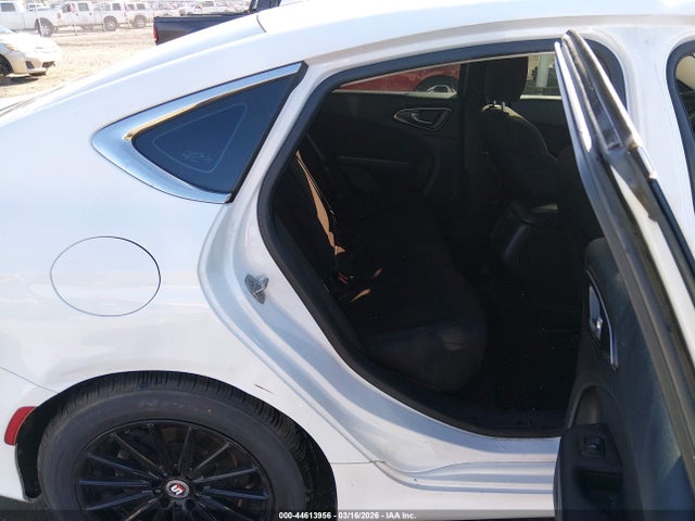 Chrysler 200 Limited