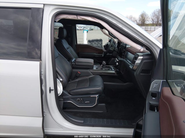 Ford F-150 Lariat