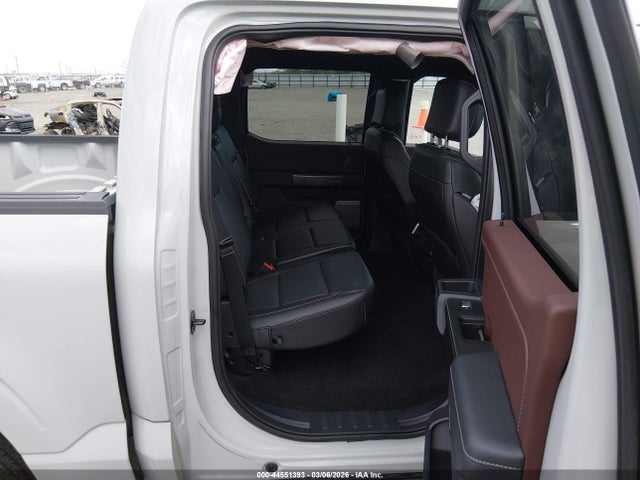 Ford F-150 Lariat