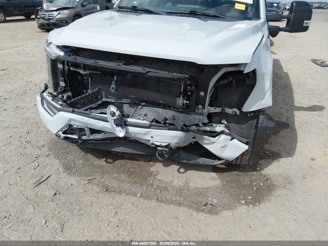 Ford F-150 Lariat
