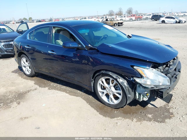 Salvage Nissan Maxima Image