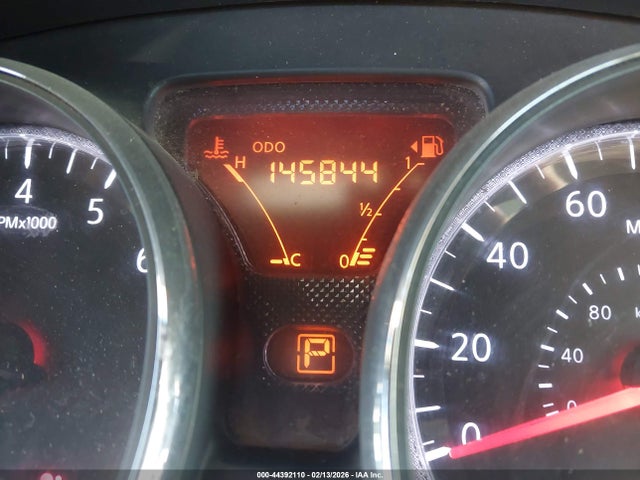 Nissan Versa 1.6 Sv