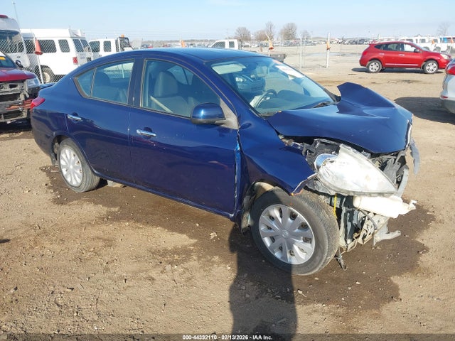 Salvage Nissan Versa Image