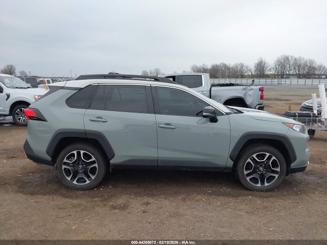 Toyota RAV4 Adventure