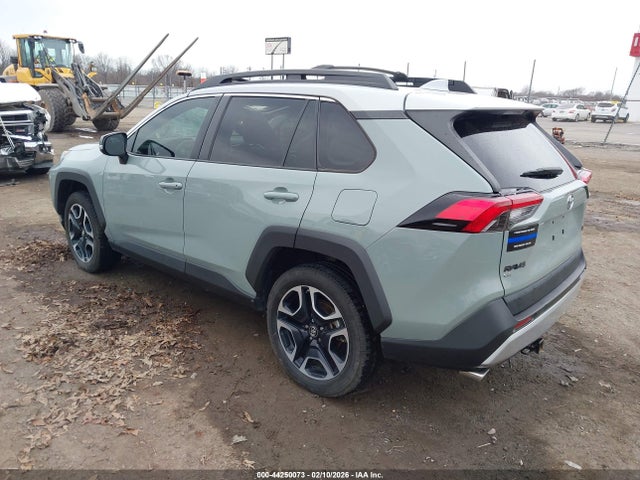 Toyota RAV4 Adventure