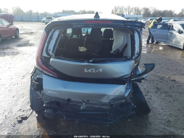 Kia Soul Lx