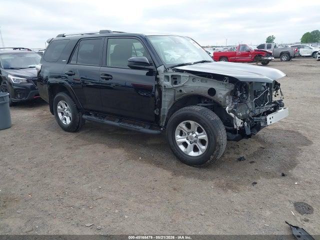 Salvage Toyota 4Runner Image