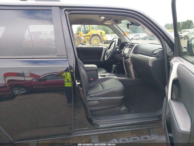 Toyota 4Runner Sr5