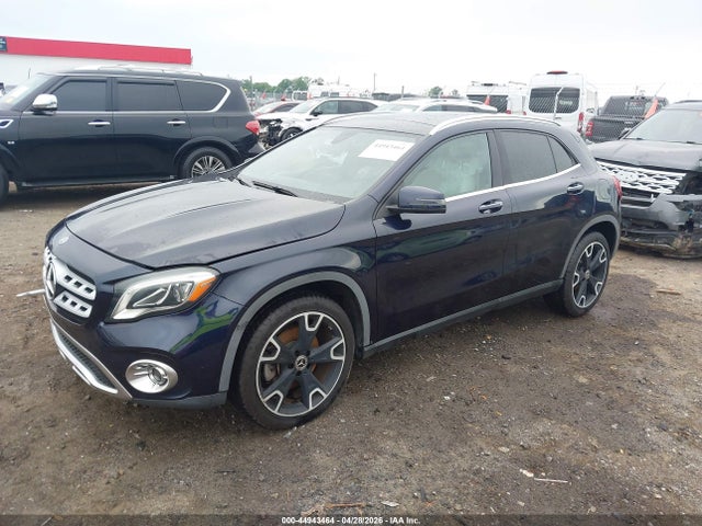 Mercedes-Benz GLA 4matic