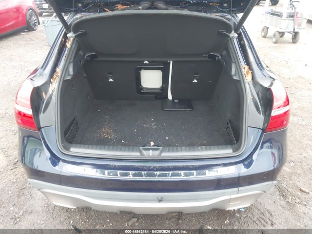 Mercedes-Benz GLA 4matic
