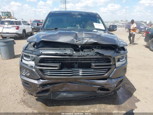 Ram 1500 Laramie  4x2 5'7 Box