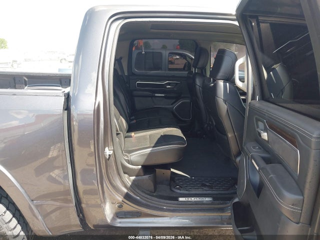 Ram 1500 Laramie  4x2 5'7 Box
