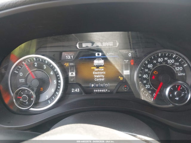 Ram 1500 Laramie  4x2 5'7 Box
