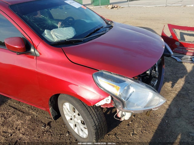 Nissan Versa 1.6 S+