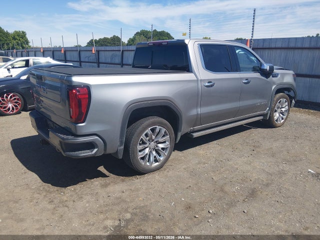GMC Sierra 1500 4wd  Short Box Denali