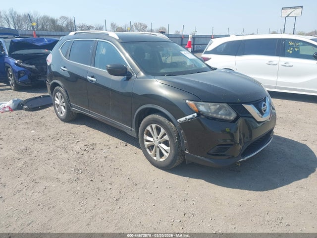 Salvage Nissan Rogue Image