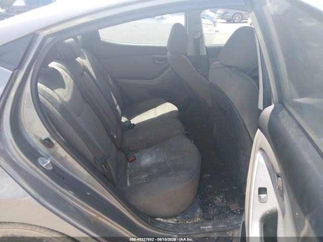 Hyundai ELANTRA Se
