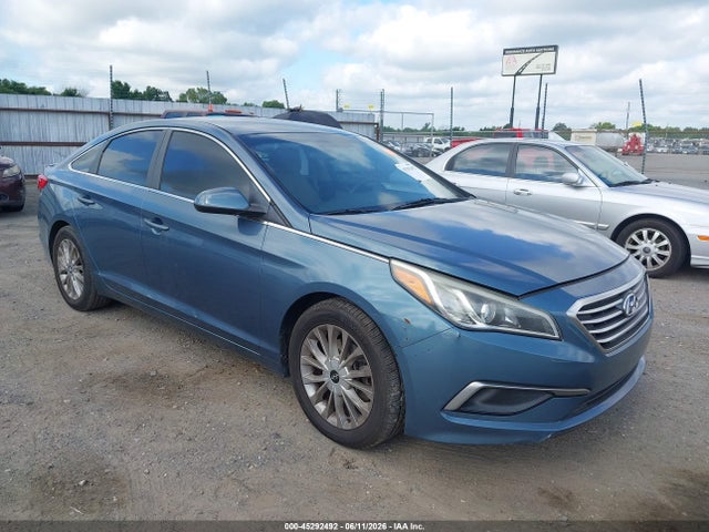 Salvage Hyundai SONATA Image