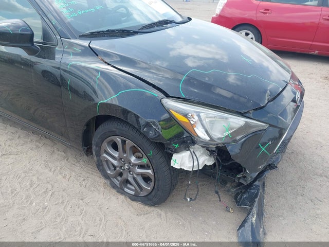 Toyota Yaris Le