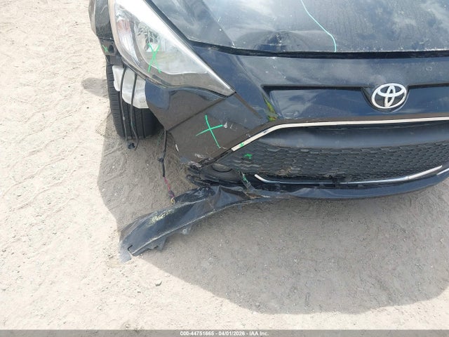 Toyota Yaris Le