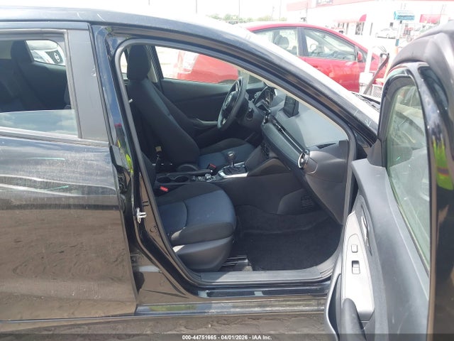 Toyota Yaris Le