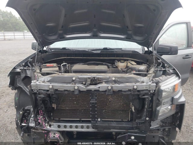 Chevrolet Silverado 1500 2wd  Short Bed Custom