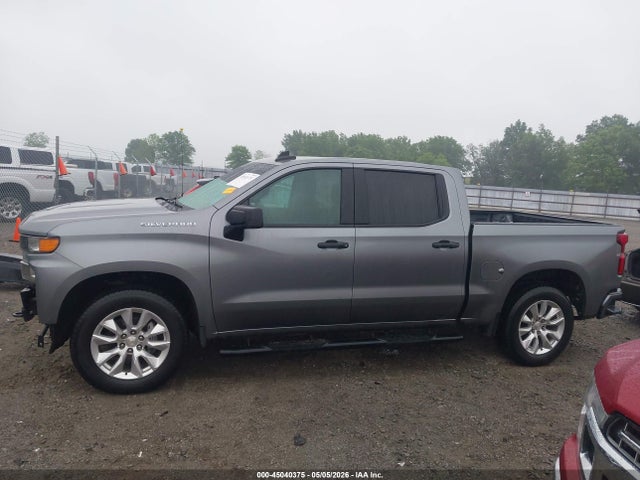 Chevrolet Silverado 1500 2wd  Short Bed Custom