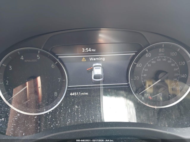 INFINITI Qx Essential Awd