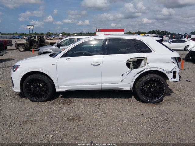 Audi Q3 Premium 45 Tfsi S Line Quattro Tiptronic