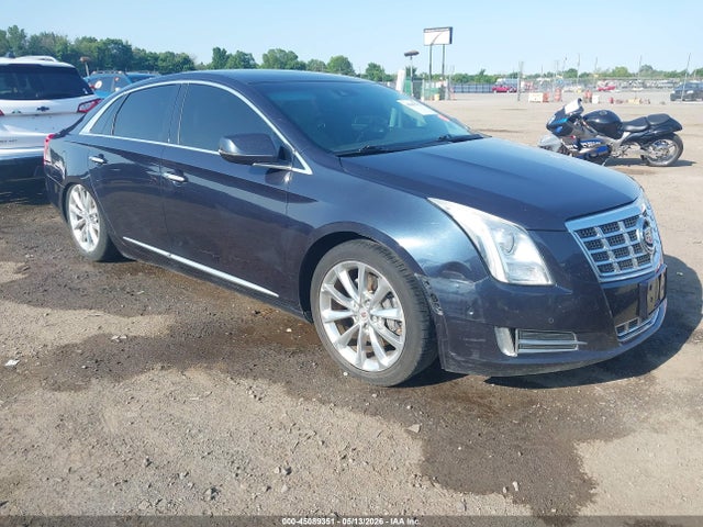 Salvage Cadillac XTS Image