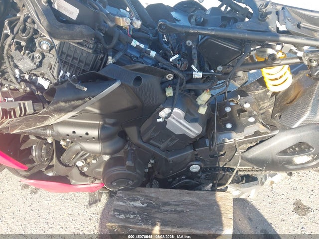 Ducati Diavel V4