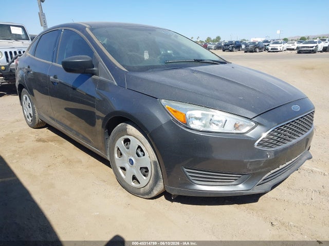 Salvage Ford Focus Image