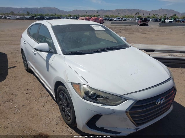 Salvage Hyundai ELANTRA Image