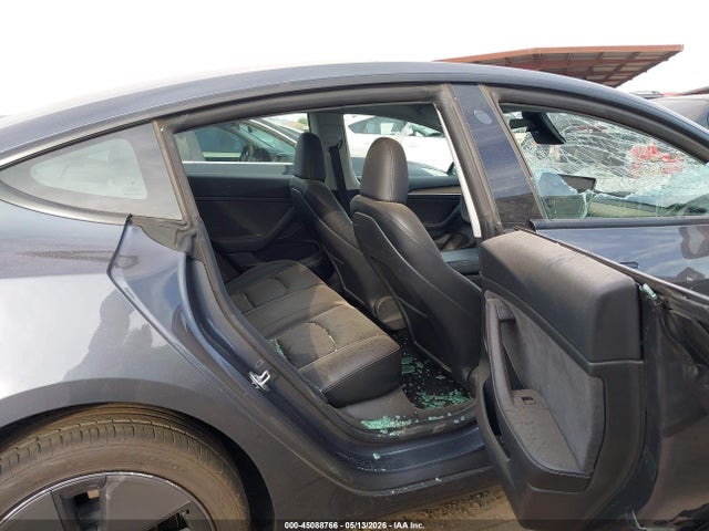 Tesla Model 3 Rear-wheel Drive