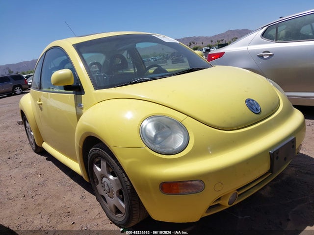 Salvage Volkswagen Beetle Image